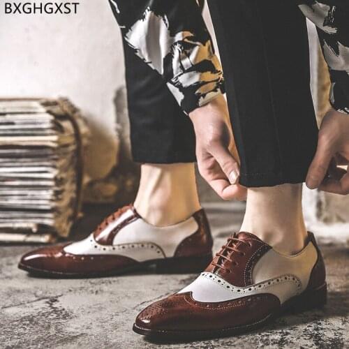 Black Party Shoes for Men 2021 Oxford Brown Brogues Man Shoes High Quality Luxury Brand Dress Shoes Mens Fashion Chaussure Homme