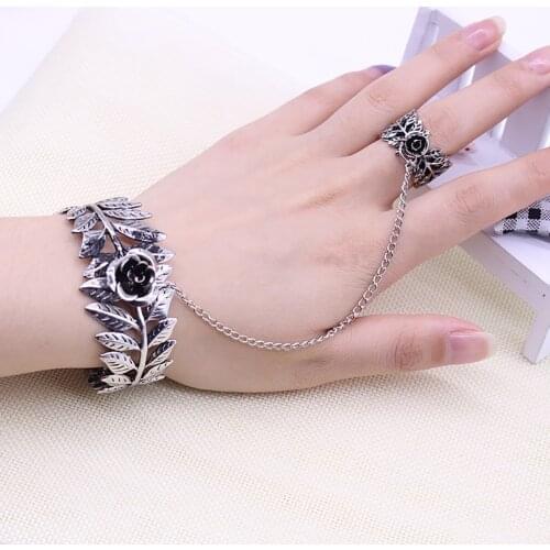 Fashion Jewelry Rose Flower Cane Lolita Bracelet Finger Ring Bracelet Leaf Rose Finger Ring Chain Hand Chain For Women