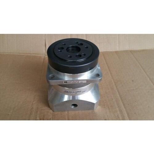 Reducer HPG-32A-05 speed ratio input 24mm , used in good condition . 80% appearance new , good working , free shipping