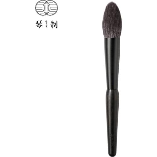 QINZHI Professional Handmade Make Up Brush Z214 Tapered Highlighter Brush Soft Saikoho Goat Hair Makeup Brushes