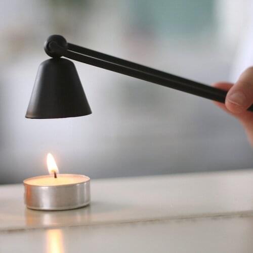 Modern minimalist candle scissors creative living room dining room desktop jewelry ornaments European iron candle extinguisher