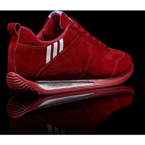 Coslony suede leather shoes men Style gump shoes Comfortable Light Casual Driving Shoes 2021 trending sneakers for men red
