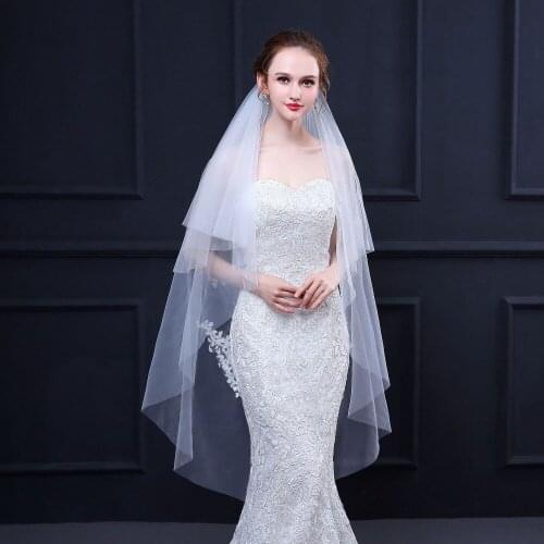 2019 New Arrival Simple Design Bridal Veil Tulle 2 Layers Trailing Appliques Fingertip Veils With Comb