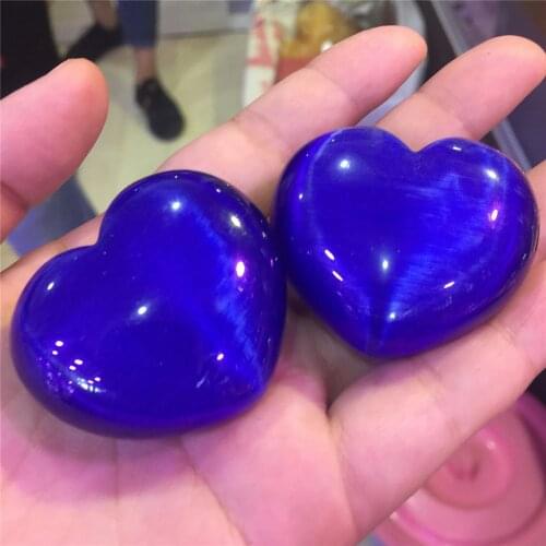 1pcs Free shipping of natural stone blue cat eye hand-carved heart quartz crystal, cat eye crystal heart