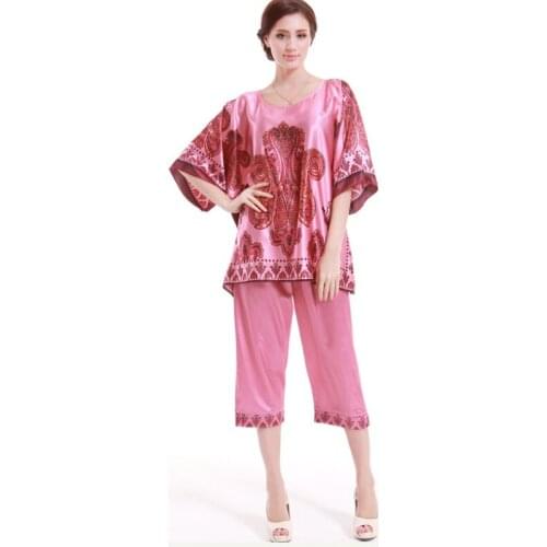 Summer Women Pajama Set Brand Printed Pyjama Sleepwear for Women Round Neck Short Sleeve and Knee Length Pants Pajama Set