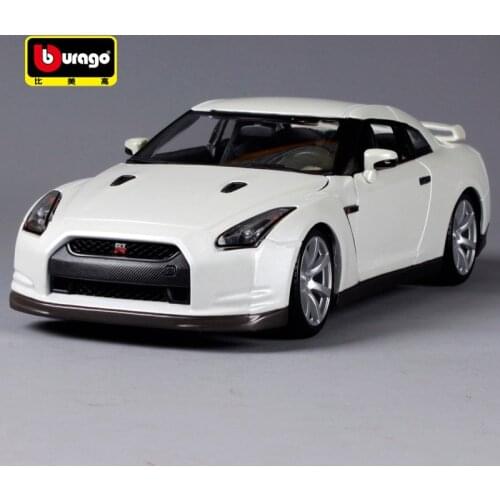 Bburago 1:18 Alloy Sport Car Diecast Model Car For Nissan Gtr With Steering Wheel Control Front Wheel Steering With Original Box