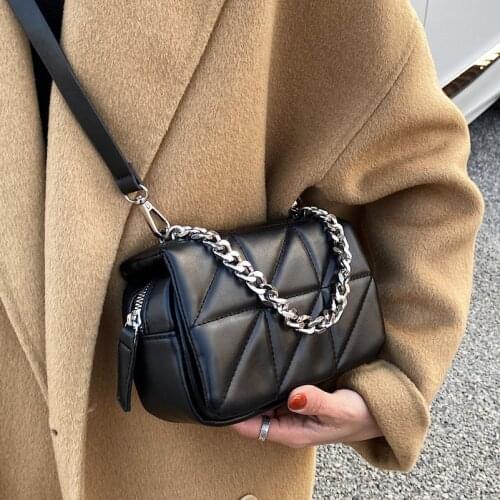 Women New Designer Woven Soft Square Crossbody Bags Female Chic Purse High Quality Thick Metal Chain Shoulder bag 3151152