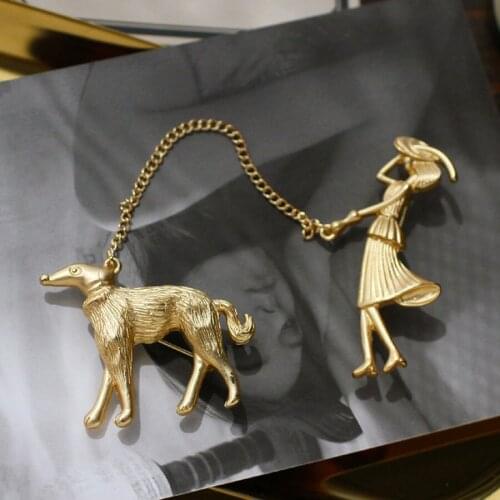 2018 Fashion Jewelry Gold Chain Enamel Brooch Dogs Girls Lapel Pin Men Brooch Metal Broches Vintage Animal Brooches For Women