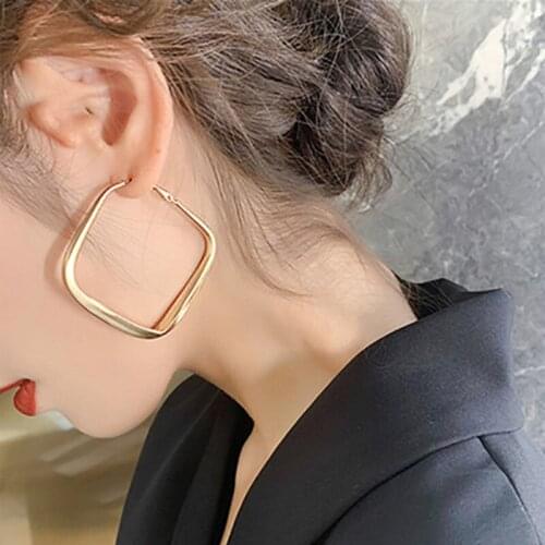 Korean Fashion 2021 Metal Gold Color Geometric Drop Earrings for Women Gifts Unusual Ear Rings Jewelry Punk Dangle Earring Cool