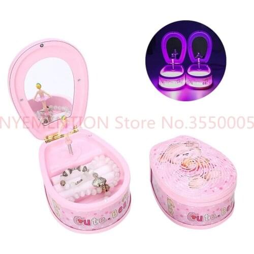 Cute Bear Dancing Ballerina Music Box PLastic Jewellery Box Girls Carousel Hand Crank Luminescent Music Box Mechanism Gift 20pcs