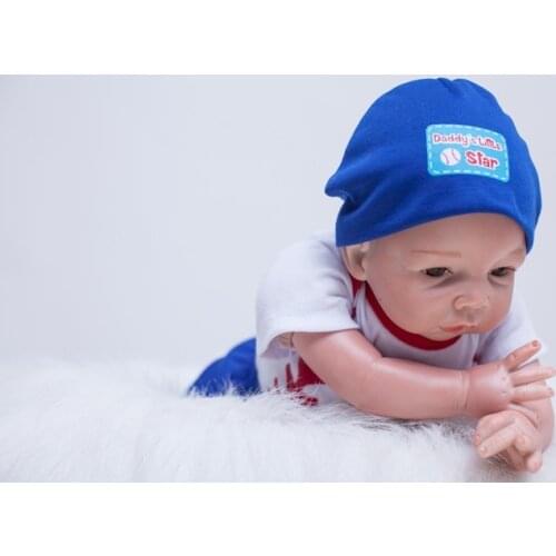 Bebe Doll Reborn Toddler 55cm Soft Silicone Reborn Baby Dolls Soft Body Lifelike Menina Christmas Surprice Girl Child Gifts Doll