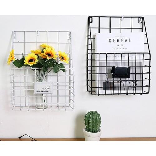 Metal Iron Storage Basket Modern Nordic Wall Hanging Portable Net Iron Storage Basket Desk Magazine Newspaper Organizer Flower
