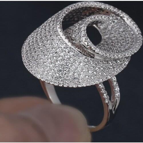 Bride Talk New Design Irregular Shape Jewelry Ornate Mature Romance Style Rings Woman Gift Cubic Zirconia Laying Gold Color Ring