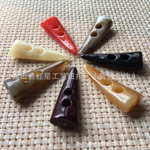 200 Pcs/lot Wholesale Large Fashion Acrylicplastic Horn Buttons Buckle for Coat Sewing Accessories