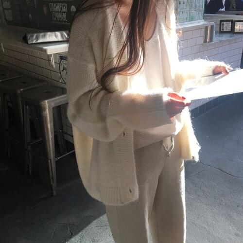 Korea ins v neck sweater cardigan coat 2018 New Womens Sweater Female Warm Sweater thick Winter Knitted Oversized Sweater