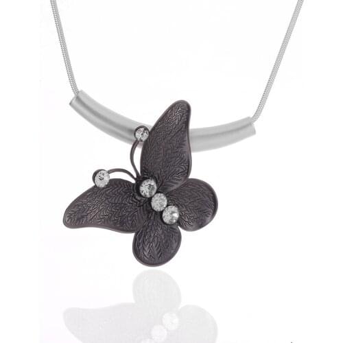 ELOYHI Women Big Butterfly Necklace Geometric Rhinestone Top Quality Leather Choker For Lady Punk Trendy Neckalce&Pendants Gift