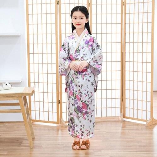 New childrens kimono Japanese bathrobe girl princess dress performance dress cute bow floral