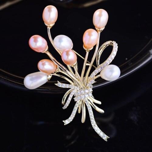 2021 Elegant Womans Clear Cubic Zirconia Bouquet Brooches Pink Freshwater Pearls Gold Tone Flower Brooch Pin Festival Gifts