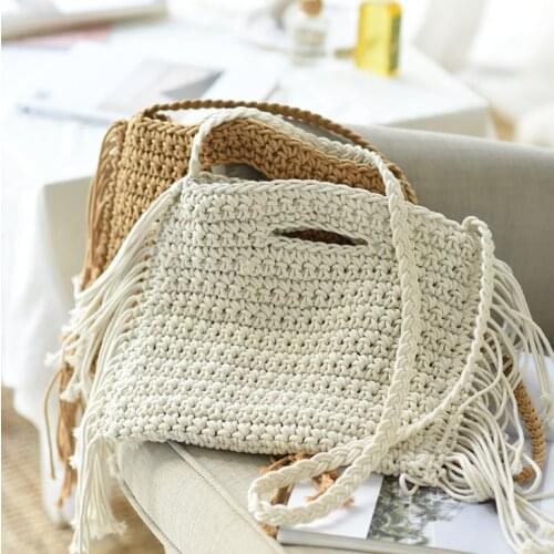 2021 New Ins Super-fire Tote Cotton Thread Diagonal Cross Woven Bag Holiday Straw Tassel Bag Beach Bag