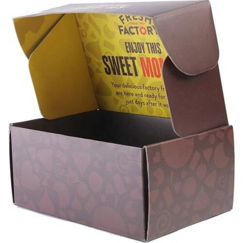 Custom Clothes Grey Purple Red Pink Blue Packaging Boxes Paper Boxes Eco Friendly