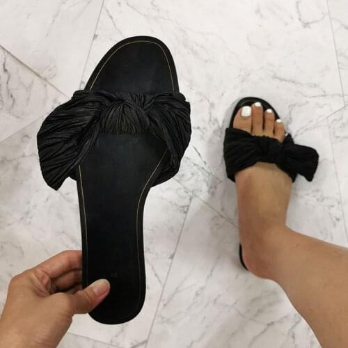 Flat Womens Slippers Beach Shoes Woman New Summer Non-slip Soft Sole Ultra-light Comfortable Outdoor Leisure Ladies Slides