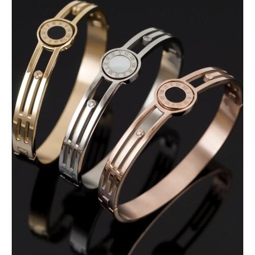 Fashion Rhinestones Hollow Stainless Steel Punk Bangles For Men Women Vintage Roman Numerals Black Shell Bracelets Jewelry Gifts