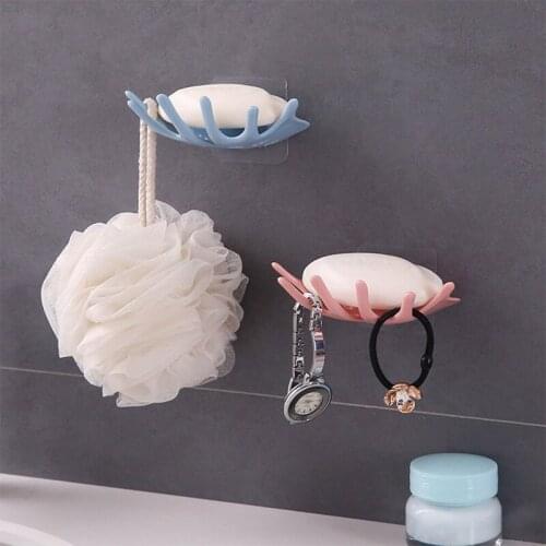 PVC Soap Dish Box Maple leaf Shape Punch-free Adhesive Soap Dishs Drain Soap Stand Holder Scouring Pad Tray Bathroom Accessories