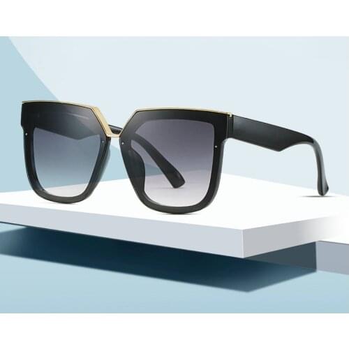 2019 New Luxury Square Sunglasses Women Vintage Brand Designe Oversized Sun Glasses Men Female Black Metal Shades UV400 NX