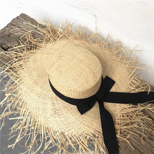 Fashion Summer Beach Raffia Black White Ribbon Hat Women Lady Bow Raffia Hat Temperament Flat Straw Hats Womens Sea Beach Hat