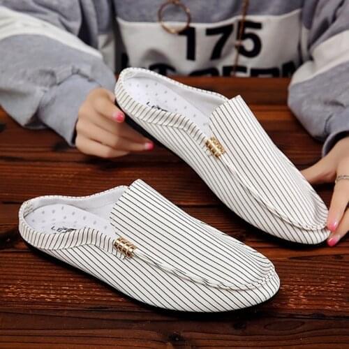 Slip on Mens Casual Shoes Summer Fashion Loafers Lazy Shoes Breathable Canvas Surface Sandals Man Walking Footwear Good Match