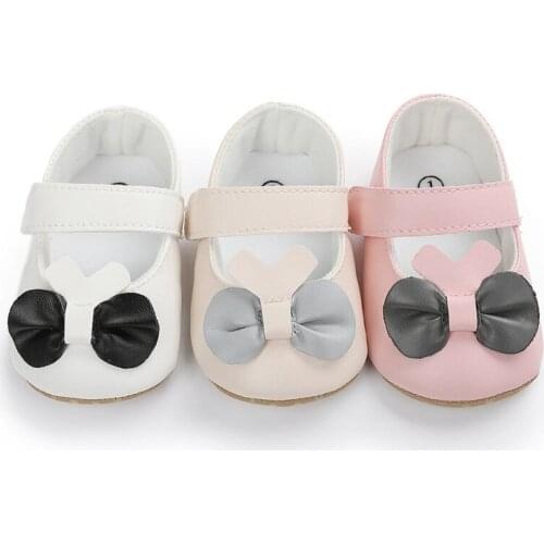 Sweet Heart-Shaped Baby Girls PU Leather Bow Princess Crib Sole Sneaker First Walking Shoes