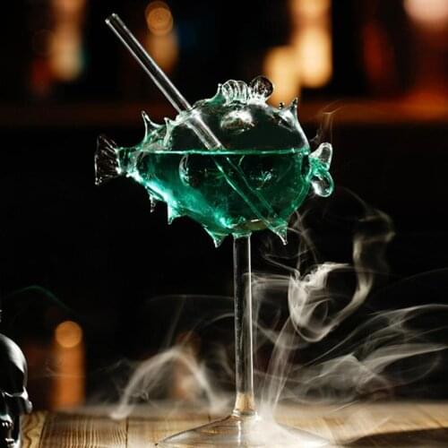 1Pc Globefish Shape Cocktail Glass Creative Glass Wine Cup Goblet Glass Cocktail Cup Puffer Cup (Transparent)