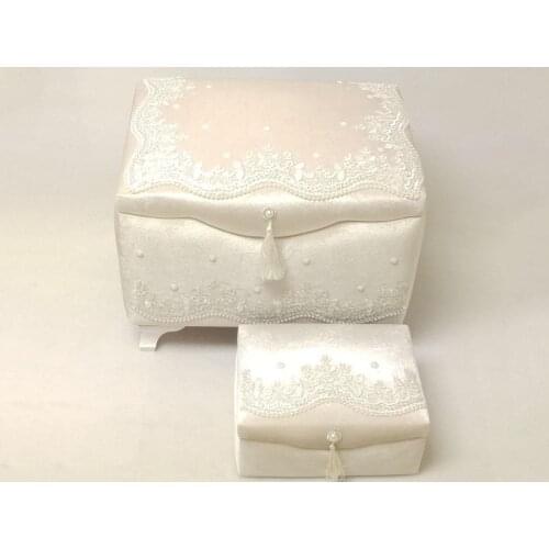 Model Capped Ruched 2'li Dower chest Cream