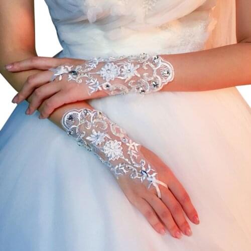 Summer Short Lace Gloves Hand-made Rhinestones White Mittens Wedding Dress Accessories for Bride Women