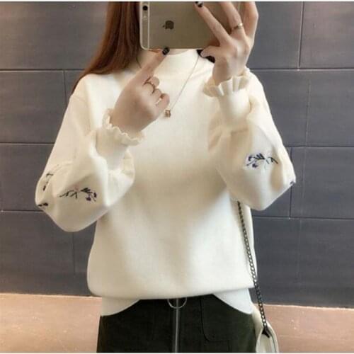 Women Pullover Sweater 2018 Autumn Winter Flower Embroidery Pullovers High Quality Loose Lantern Sleeve Knit Sweater