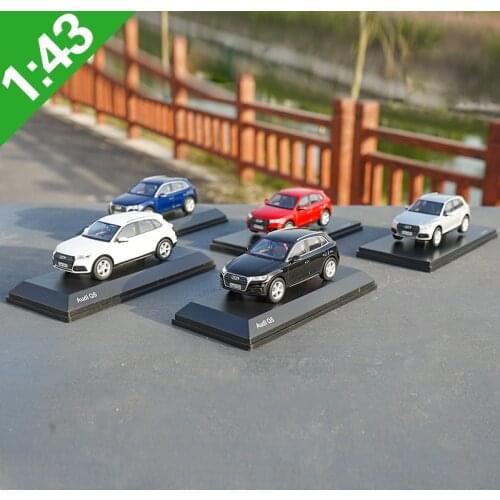 1:43 Q5 AUDI Q5 Alloy Model Car Static Metal Model Vehicles Original Box