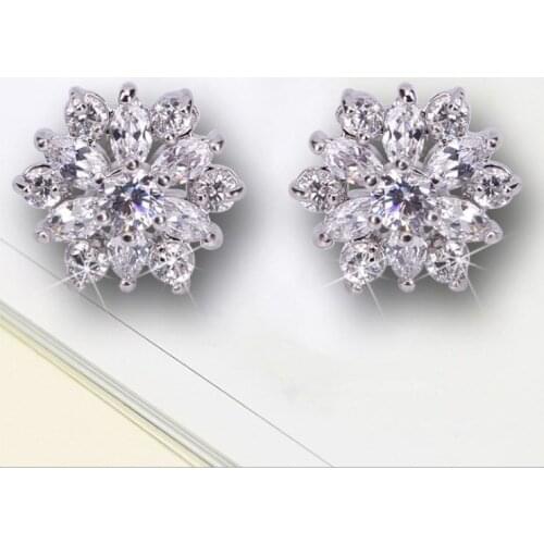 NEW high quality Crystal from Swarovskis Snowfl Mini Piercing Fashion Woman Wedding Jewelry drop earrings jewelry earrings