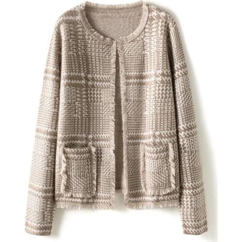 New Spring Autumn Womens Cashmere Coats Plaid Loose Casual High Quality Female Knitted Sweaters Tassel Warm Lady Cardigans