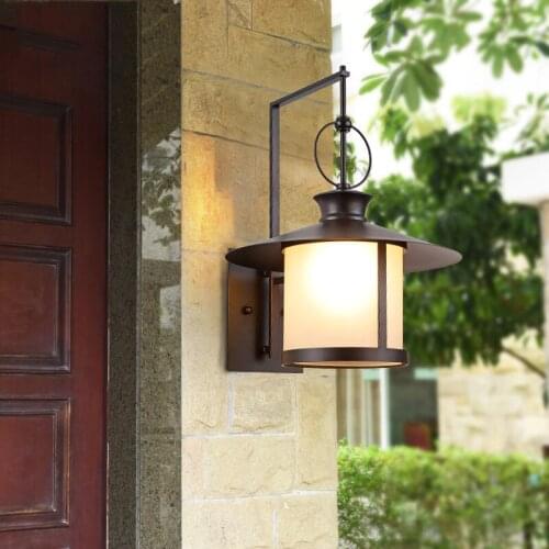 Outdoor wall lamp village villa park garden light European archaize balcony outdoor terrace outdoor wall lamp