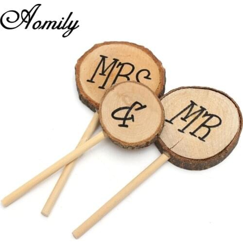 Aomily 3pcs Wooden Mr & Mrs Cake Toppers Pick Cake Stick Wedding Marriage Anniversary Party Event Favor Wedding Table Decoration