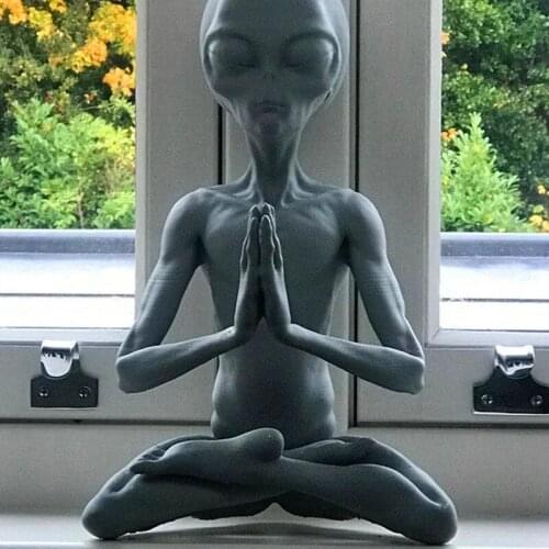 Meditating Alien Resin Statue Garden Ornament Best Art Decor For Indoor Outdoor Home Or Office Статуэтки Для Интерьера