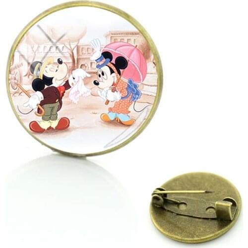 Disney Jewelry Vintage Brooch Boutique Brooch Classic Animation Character Round Glass Brooch To Send A Friend