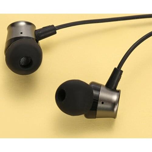 Original 3.5MM In-ear Earphone Wired Bass Sound Headset With Microphone For Motorola Moto G7 G6 Play P30 P50 Z3 Z2 G5 G3 E4 Plus