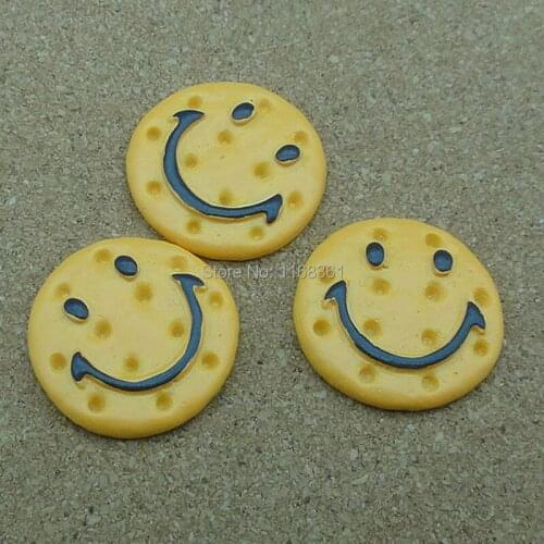 Resin flat back smile biscuit 21mm Cabochons Jewelry Fit Mobile Phone Hairpin Headwear DIY Accessories B104-8