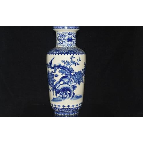 Rare unique China Handcrafted Blue and white porcelain vase Qianlong Mark