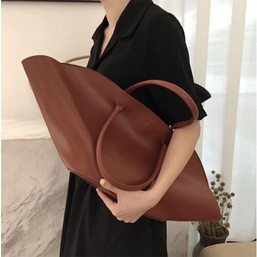 Women Bag 2021 new fashion designer scallop shell large shopping bag mother bag handbag shoulder bag