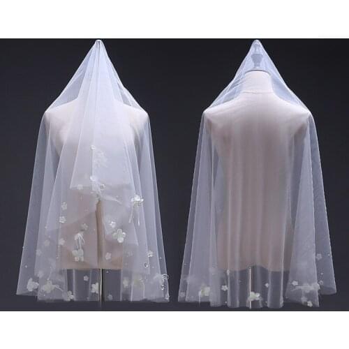 2019 New short Wedding Veil Simple Bridal Veil Flower decoration Retro Wedding Accessories EE125