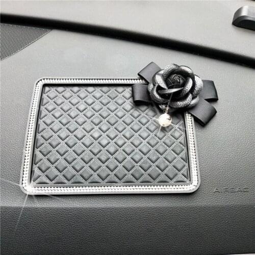 Car Flower Diamond Non Slip Pad For Phone Sunglasses Holder Sticky Pad Anti-Slip Mat Car Interior