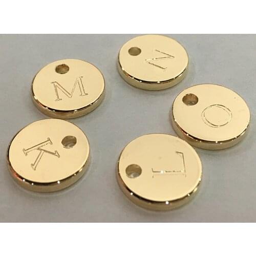 52pcs 11mm Round Gold color Disc copper Pendant Alphabet A-Z Letter Tag Charms Stamp Initial Jewelry Beads charm For Jewelry