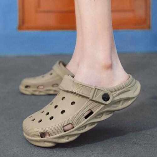 FIXSYS 2021 New Sandals Men Clogs Slippers Hollow Breathable Beach Sandals Men Clog Sandals Summer Lightweight Man Casual Shoes